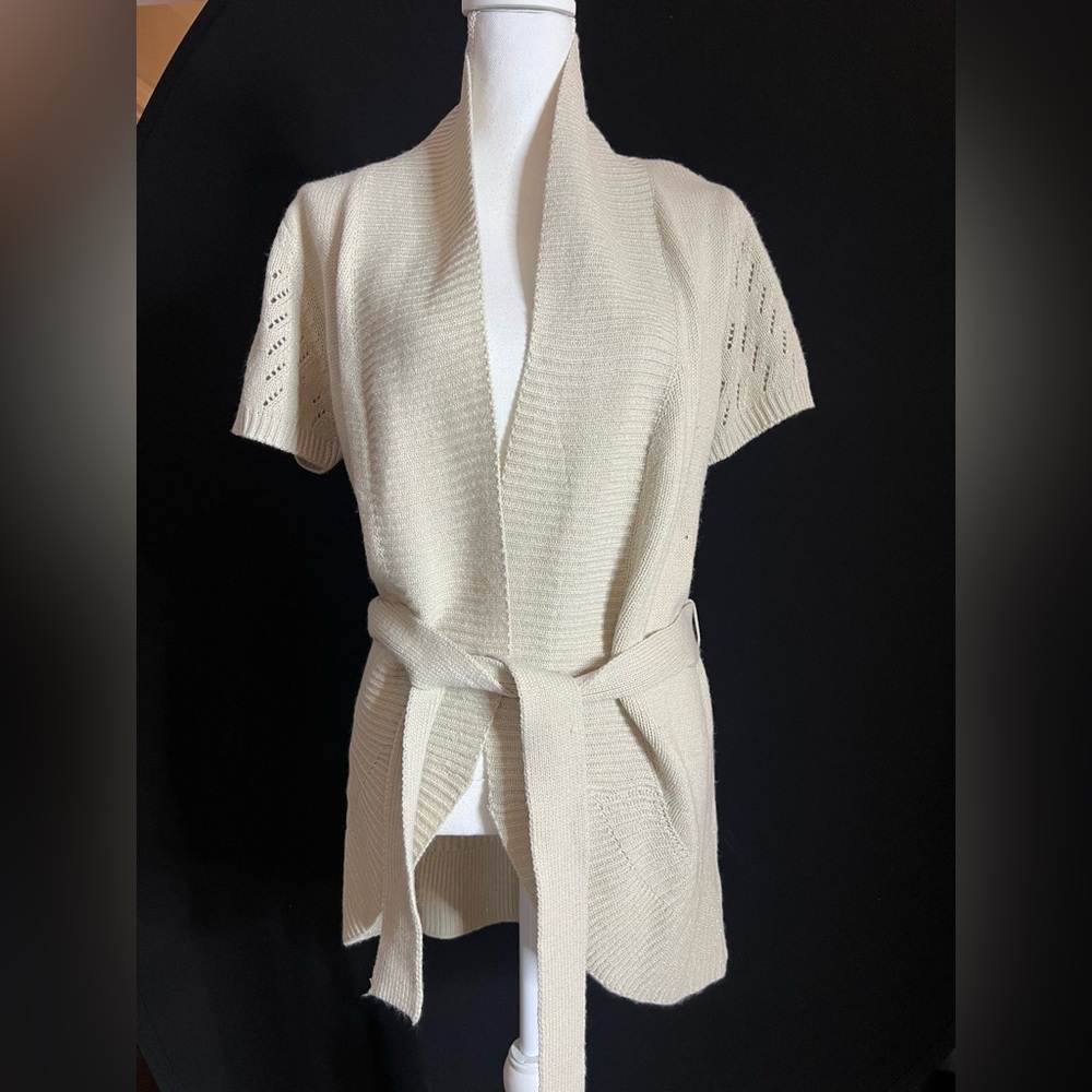 Bamboo Traders Cream Short-Sleeve Cardigan